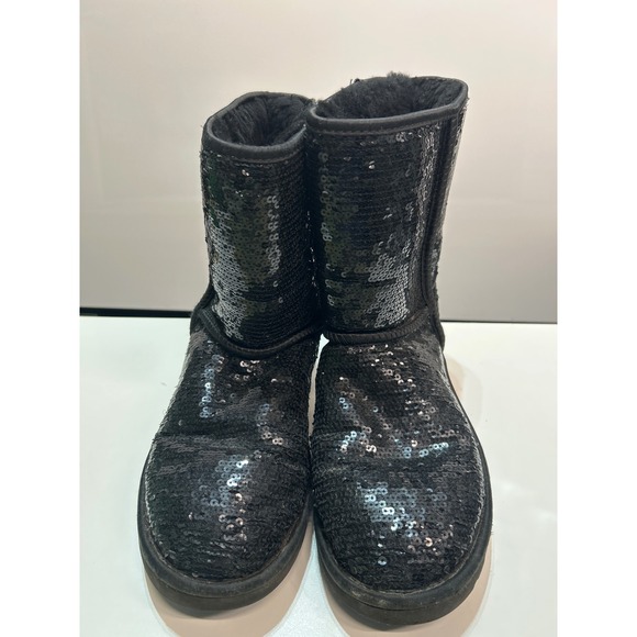 UGG Australia Black Sequin Boots, US 7 Warm Winter Footwear - Picture 1 of 6